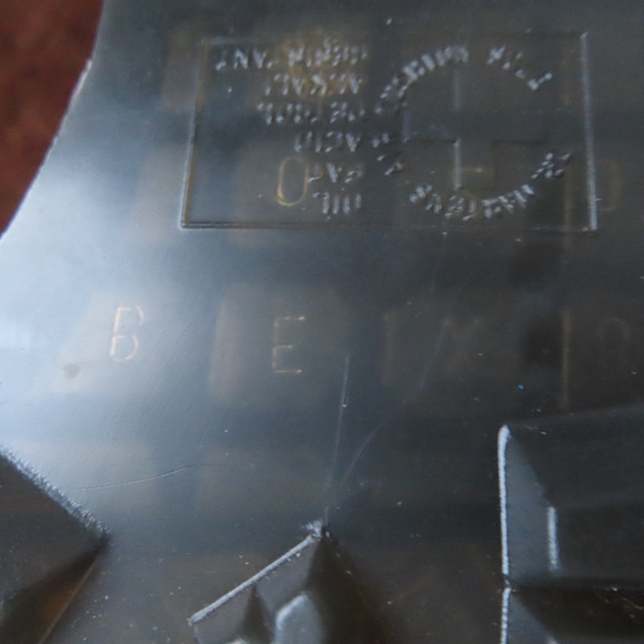 Dr. Martens Jadon Hi Rainbow Patent Leather 10 Eyelet Platform Boots UK 8 US 10 - Picture 8 of 11